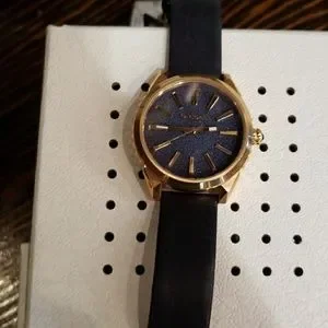 Diesel | Accessories | Diesel Watch Dz 5532 | Poshmark display picture 2